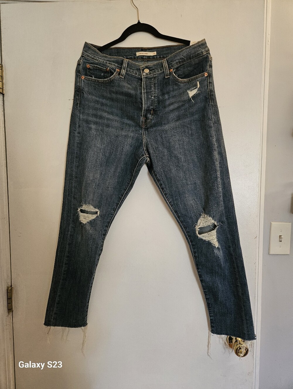 Levi's Wedgie Straight Distressed Jeans